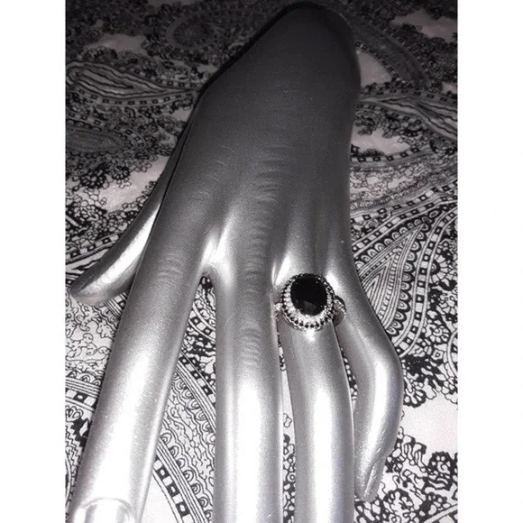 Black Sapphire & Diamond Ring Sz 7 - 925 Silver Cocktail Ring NIB - Picture 2 of 5